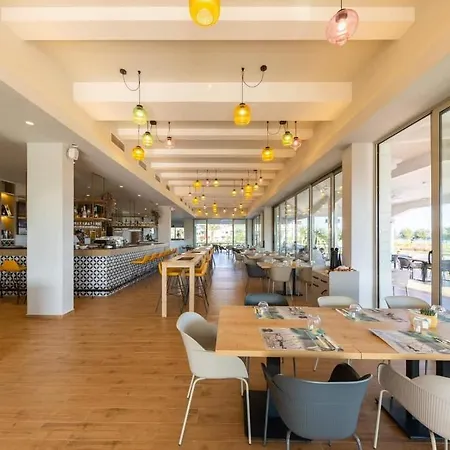 דירה Relaxing Beachfront Vokolidha