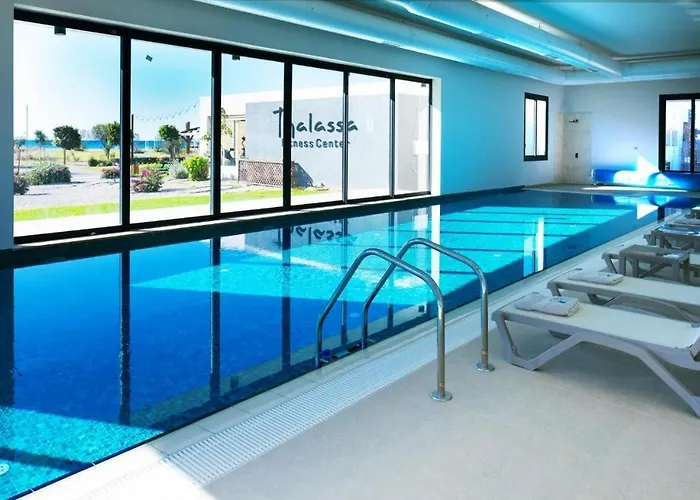 Relaxing Beachfront Vokolidha