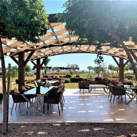 דירה Relaxing Beachfront