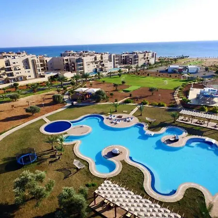 Relaxing Beachfront דירה Vokolidha
